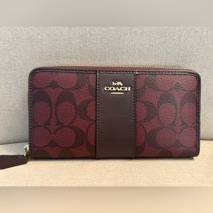 Coach wallet